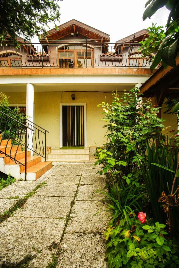 Guest House Yoanna Baltschik Exterior foto